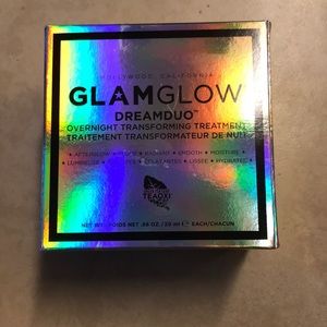 BNIB Glam Glow DreamDuO